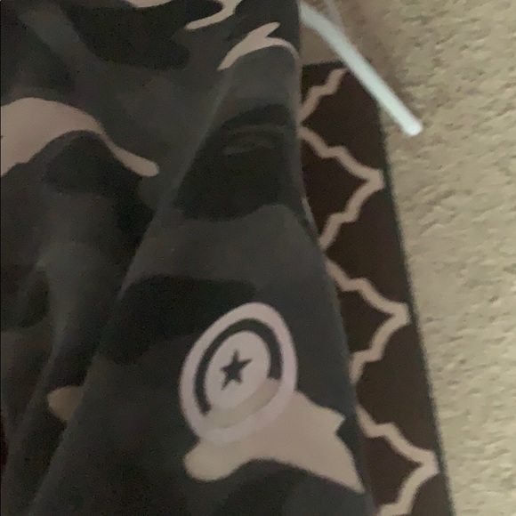 bape jacket - Picture 3 of 7